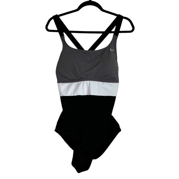 Nike Swimsuit Strappy Open Back One Piece NEW - Picture 1 of 11